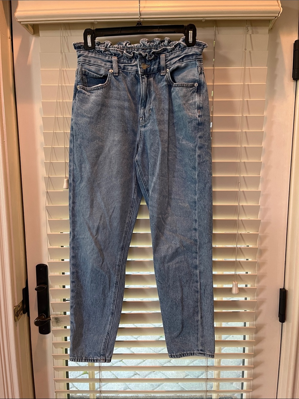 American Eagle Outfitters High-Rise Ruffled Waist Light Blue Jeans